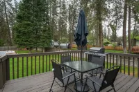 Fully Stocked Kitchen and Spacious Yard - Tranquil Retreat