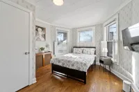 Spacious Duplex with Full Kitchens and Free Parking - Charming Whimsical Haven