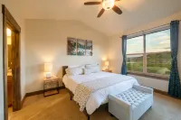 Mountain Retreat with Hot Tub and Sweeping Views - Tranquil Haven Hotels in Wasatch County