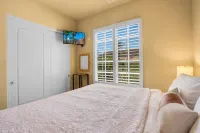 Cozy Retreat - WiFi, Outdoor Space, Charming Villa Hotels in La Quinta