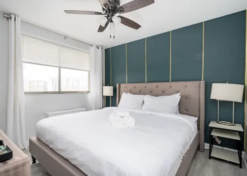 Historic Condo with Free Parking and Concierge - Charming Urban Retreat