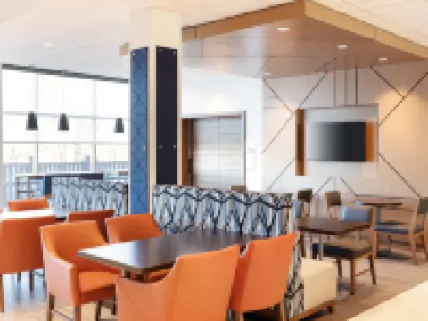 Holiday Inn Express & Suites CLEVELAND-STREETSBORO by IHG Hotels in Streetsboro