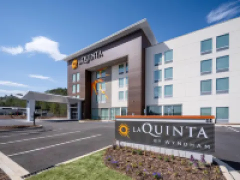 La Quinta by Wyndham Chelsea Birmingham Hôtels à : 