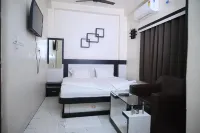 Hotel First Crown