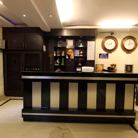 Hotel Apple Villa - New Delhi Отели рядом с достопримечательностью «Пахар-Ганж»