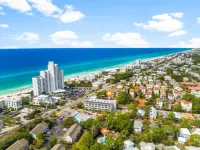 Relaxing Balcony and Free Daily Activities - Charming Coastal Haven فنادق في Seaside
