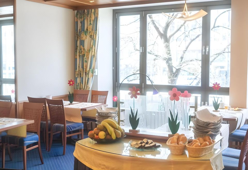 6 Capsquare Home Over view