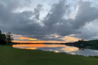 Beautiful Sunset Lake cabin rental