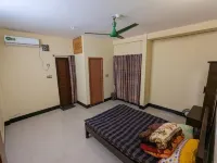 Rainagar Rajbari 住宿飯店