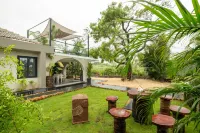 C Roque Beach Resort Hotel a 