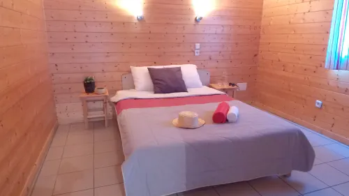 Vvf Lac d'Eguzon - Homestays