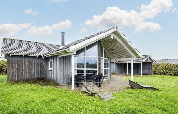 6 Person Holiday Home in Harboore