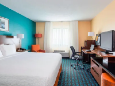 Fairfield Inn & Suites Springfield Hotels in Springfield