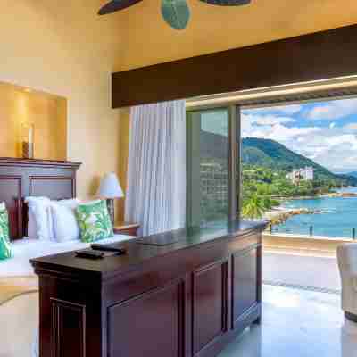 Garza Blanca Preserve Resort & Spa Rooms