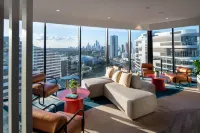 Dorsett Gold Coast Hotel di Broadbeach Waters