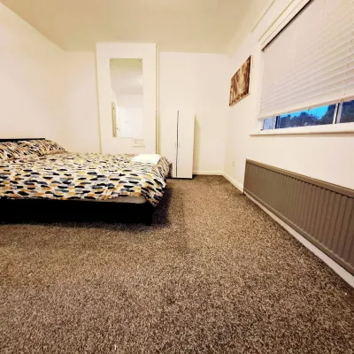 Cozy 2Br Home Leeds Free Parking & Wifi Pets Welcome Hotels near Morley