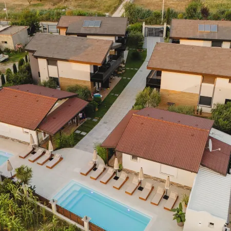 Lej & Laj Residence