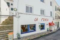 La Fonda Hôtels à proximité de : Diving Center Cadaqués