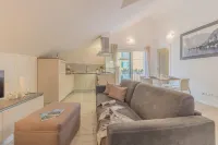 The Sweet Square Flat