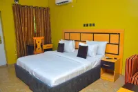 Halatria Hotel & Towers