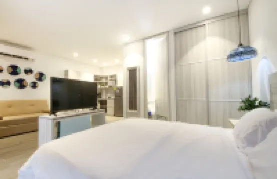 Azure Lofts & Pool - parcheggio