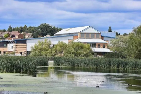 Travel Plaza Hotel Отели в г. Кеттеринг Дистрикт