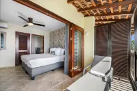 LionsDive Beach Resort