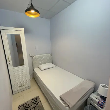 AlBarsha 1 Hostel by PHM