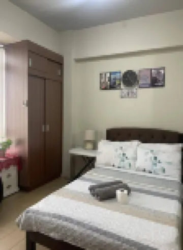 Henry & Adiche  Emperador Building