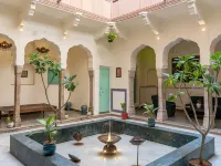 Bloom Boutique l Chelon Haveli Hotels near Galta Gate