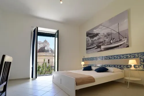 Santi e Saraceni Rooms - Airport Shuttle