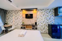 Simple and Cozy Studio Tamansari Skylounge Makassar Apartment Hotels in Mandai