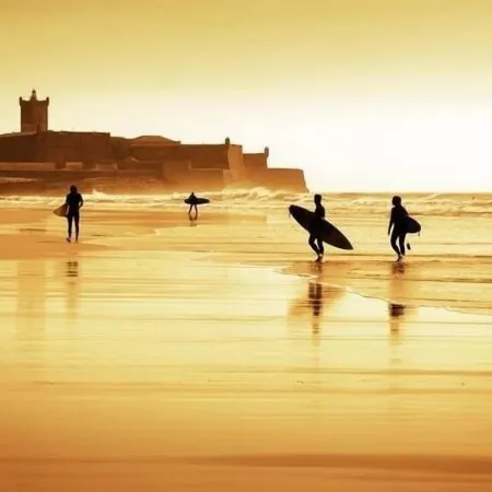 Help Yourself Hostels - Parede