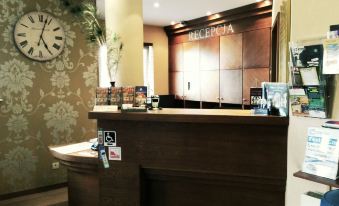 Grot Hotel