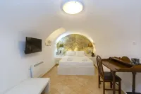 Campiello Apartments