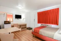 Motel 6 Kelso, WA - Mt. St. Helens Hotel di Cowlitz County
