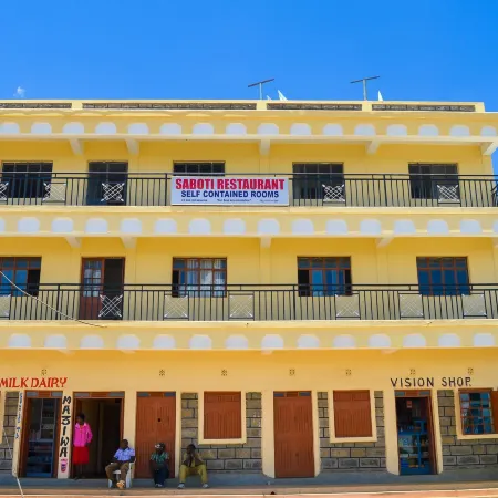 Saboti Hotel