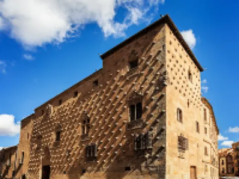 宜必思薩拉蔓卡酒店 鄰近Iglesia de San Julian y Santa Basilisia的酒店