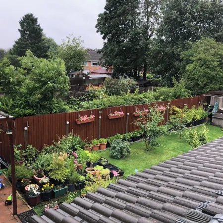 4 Bed House Sleeps 8 - Enclosed Garden - Parking
