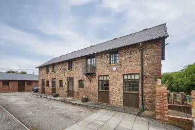 Host Stay Widger Mews Apartment Hotels near Eden Camp Modern History Museum