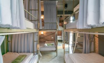 Zhelter'BKK - Hostel
