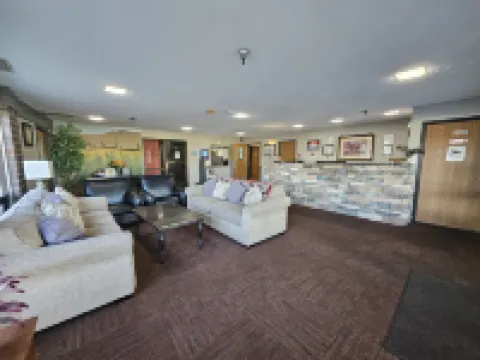 Prairie Inn Hotels in Clay County