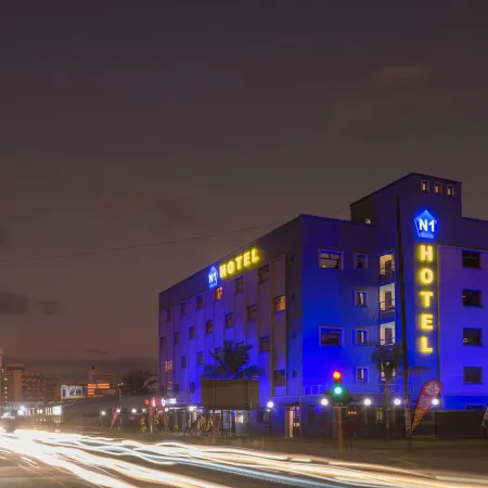 N1 Hotel Rotten Row Harare Отели в г. Хараре