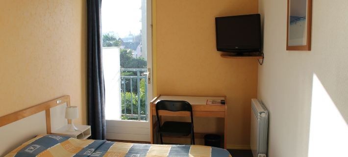 Hôtel Montilleul - Villa Primrose Hotels in Pau