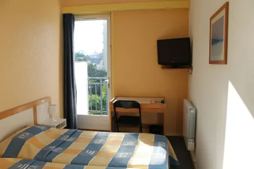 Hôtel Montilleul - Villa Primrose Hotels in Lons