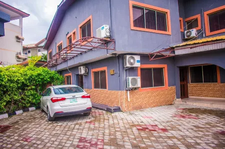 Peerage Retreat and Resort