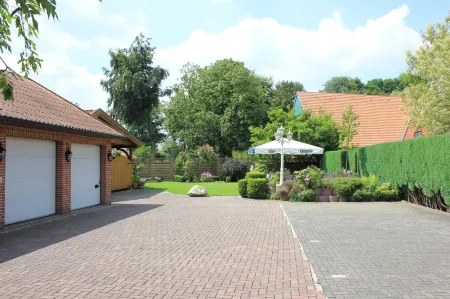 Hotel Restaurant am Kring Отели в г. Зюдлон