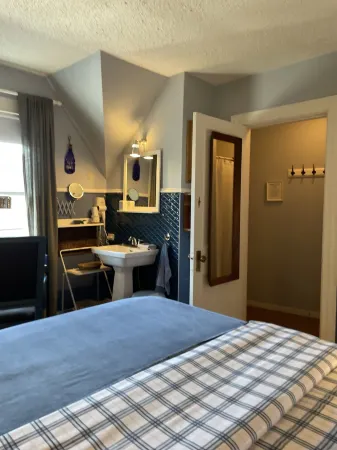 La Maison de Ville - Bed & Bistro