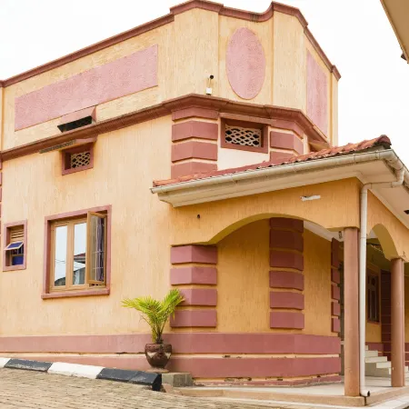 Kaanos Hope Complex Inn