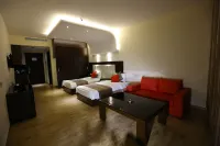 Jounieh Suites Hotel Hôtels à : Zouk Mikael